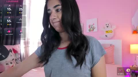 Annadu011 online show from 10.27.25