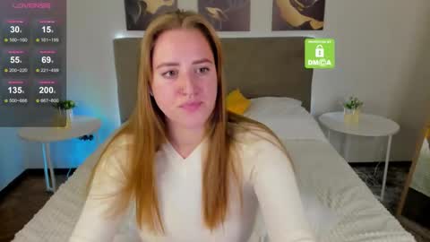 Snapshot of annagrees1 chatting on 09.30.25 annagrees1 online show from 09.30.25