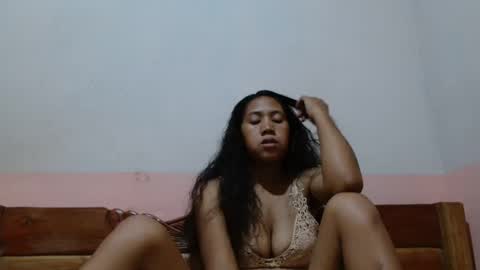 Snapshot of annahhotgirl chatting on 02.04.25 annahhotgirl online show from 02.04.25