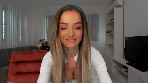Snapshot of annaise_ chatting on 04.30.26 annaise online show from 04.30.26