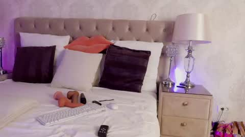 AnnaKarinaX online show from 07.20.26