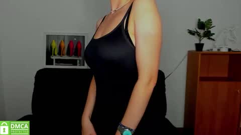 Anna online show from 09.15.25