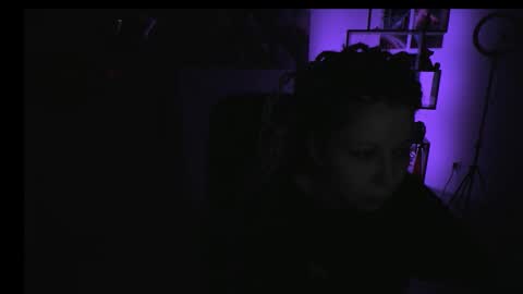 Snapshot of annanebula chatting on 10.12.25 Anna online show from 10.12.25