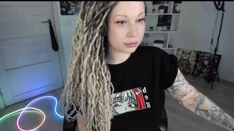 Anna online show from 04.25.26