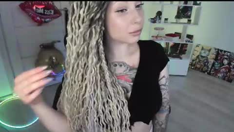 Snapshot of annanebula chatting on 07.28.26 Anna online show from 07.28.26