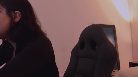 Annara Lein online show from 12.21.25