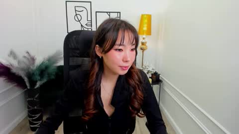 Snapshot of annareyli chatting on 01.17.26 Anna online show from 01.17.26