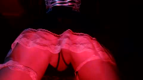 Snapshot of annatheema chatting on 11.30.25 annatheema online show from 11.30.25