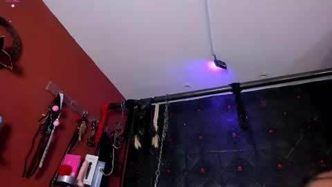 Snapshot of annavi_ chatting on 07.04.26 Annavi online show from 07.04.26