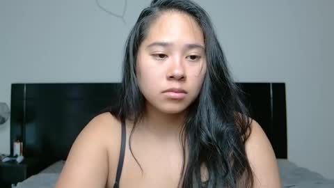 Anna online show from 04.14.26