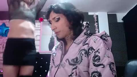 Snapshot of anne_castle86 chatting on 10.10.25 Anne online show from 10.10.25