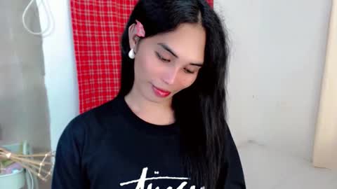 SWEET ANNE online show from 11.18.25