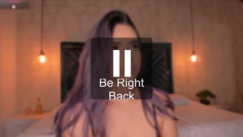 Snapshot of anne_mallow chatting on 01.22.25 Ann online show from 01.22.25