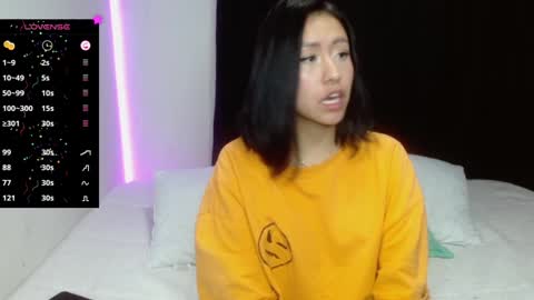 Snapshot of anne_nicholson chatting on 12.12.24 Anne online show from 12.12.24