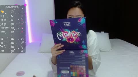 Snapshot of anne_nicholson chatting on 12.21.24 Anne online show from 12.21.24