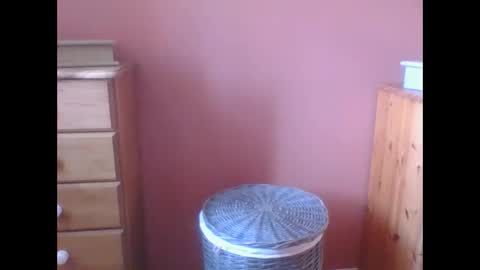 Snapshot of annecharlie chatting on 10.28.25 annecharlie online show from 10.28.25