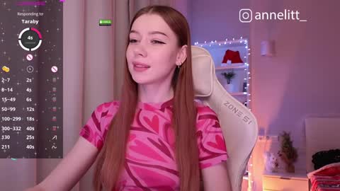 Snapshot of annelitt chatting on 01.07.25 annelitt online show from 01.07.25