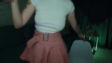 Annet online show from 11.28.25