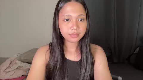 Snapshot of annette_03 chatting on 10.19.25 Annette 03 online show from 10.19.25