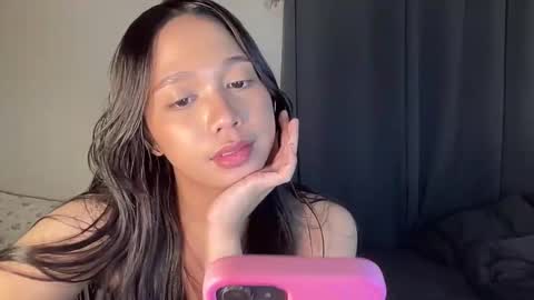 Snapshot of annette_03 chatting on 10.27.25 Annette 03 online show from 10.27.25