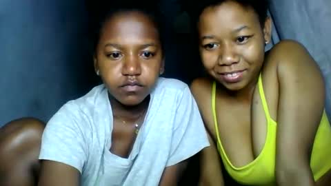 Snapshot of annick98 chatting on 02.14.26 annick98 online show from 02.14.26