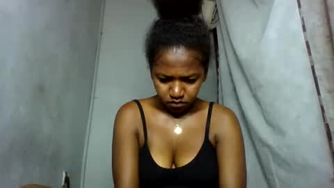 Snapshot of annick98 chatting on 02.20.26 annick98 online show from 02.20.26