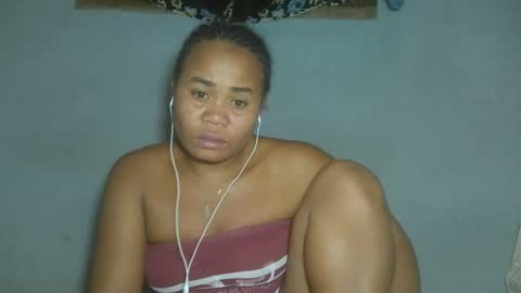 annick98 online show from 04.18.26