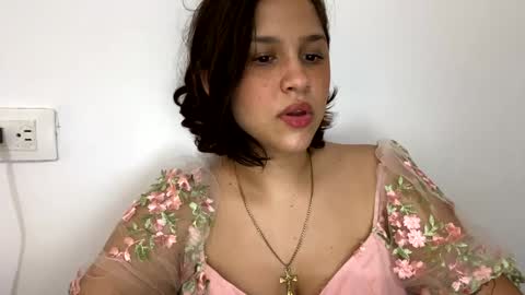 Snapshot of annie_catt_ chatting on 12.18.24 Annie online show from 12.18.24