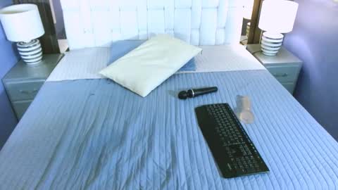 Annie  online show from 03.27.26