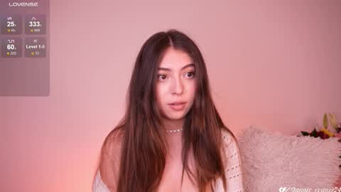 Annie Evans online show from 03.06.25