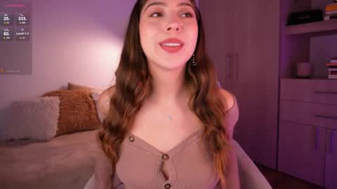 Snapshot of annie_evans24 chatting on 05.18.26 Annie Evans online show from 05.18.26