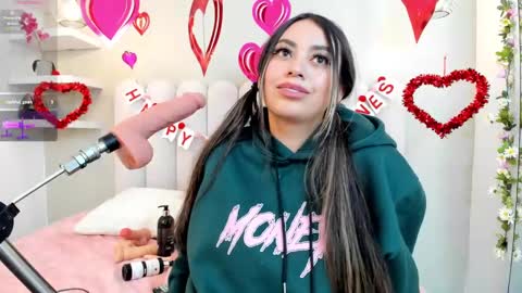   online show from 02.12.25