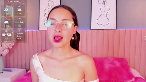   online show from 09.18.25