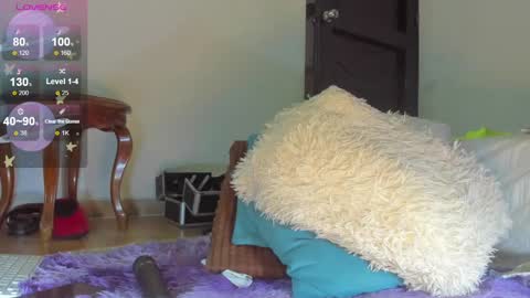 annie_santosx online show from 02.11.25