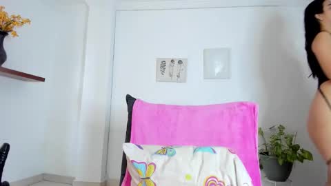 Annie online show from 09.29.25