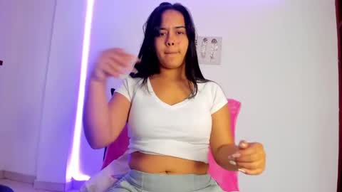 Annie online show from 04.17.26