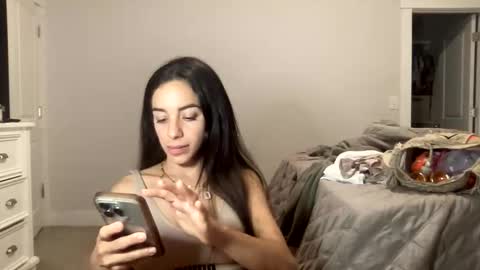 annie_xxx111 online show from 10.28.25