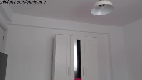 Snapshot of annieamy chatting on 02.17.25 Annie online show from 02.17.25