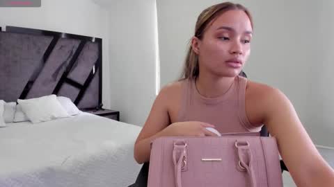 Annie and Stefan online show from 12.15.25