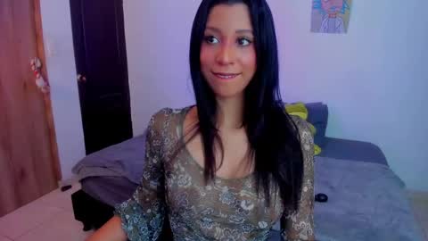 Snapshot of annieblu3 chatting on 02.05.25 AnnieBlu3 online show from 02.05.25