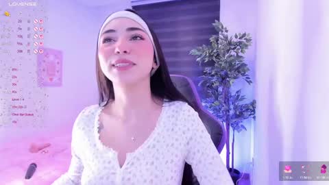 Snapshot of anniebrie chatting on 02.20.25 Cassandra online show from 02.20.25