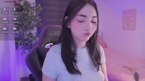 Snapshot of anniebrie chatting on 10.01.25 Cassandra online show from 10.01.25