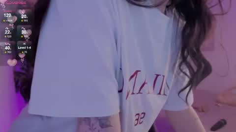 Snapshot of anniebrie chatting on 07.23.26 Cassandra online show from 07.23.26