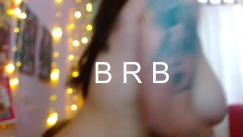 Snapshot of anniehh_ chatting on 10.09.25 Annie Independent model Hello all offline tokens are appreciated thank you for your support.33 online show from 10.09.25