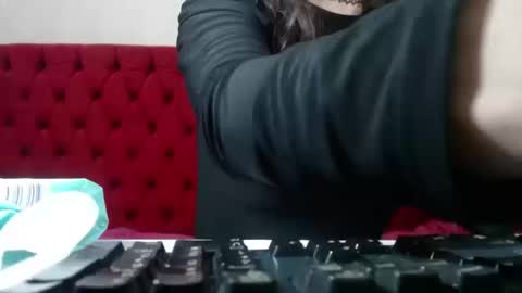 Annie online show from 10.20.25