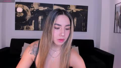 Annie Monroe online show from 11.10.25