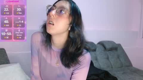 Annie Sparkle online show from 10.31.25