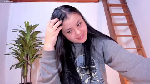 Annie  online show from 01.25.25