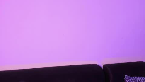 Snapshot of anniie_and_alex chatting on 02.15.25 Annie Alex online show from 02.15.25