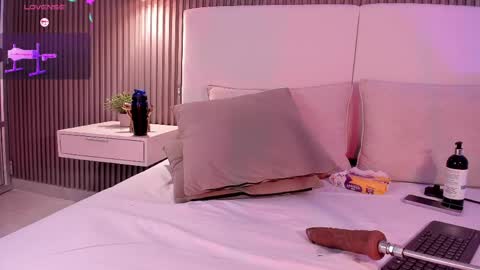 ANNIE  online show from 03.20.26